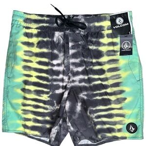 Volcom Standard Polly Pack 17" Trunk Boardshort Multi Color Tie Die NWT